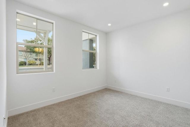 2737 Oak Road, Walnut Creek, CA 94597