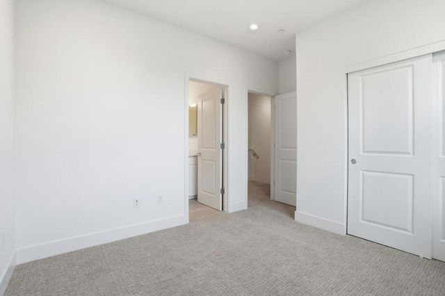 2737 Oak Road, Walnut Creek, CA 94597