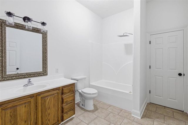 844 Theriot Road, Lake Charles, LA 70611