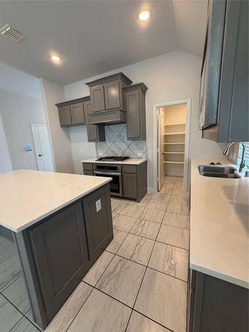 1507 Nighthawk Lane, Mansfield, TX 76063