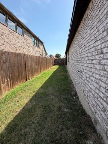 1507 Nighthawk Lane, Mansfield, TX 76063