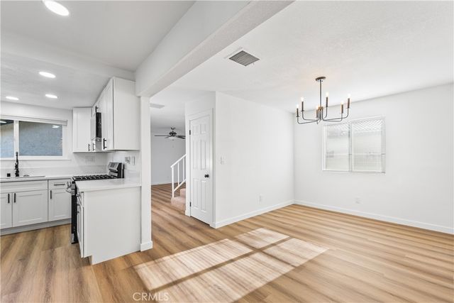 2117 W Avenue K15, Lancaster, CA 93536