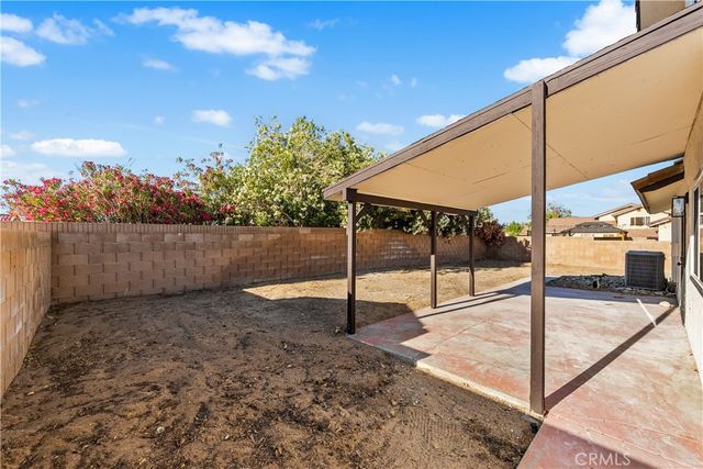 2117 W Avenue K15, Lancaster, CA 93536