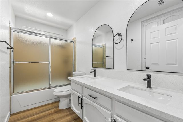2117 W Avenue K15, Lancaster, CA 93536