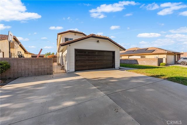 2117 W Avenue K15, Lancaster, CA 93536
