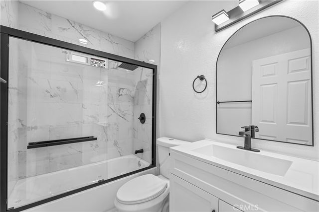 2117 W Avenue K15, Lancaster, CA 93536