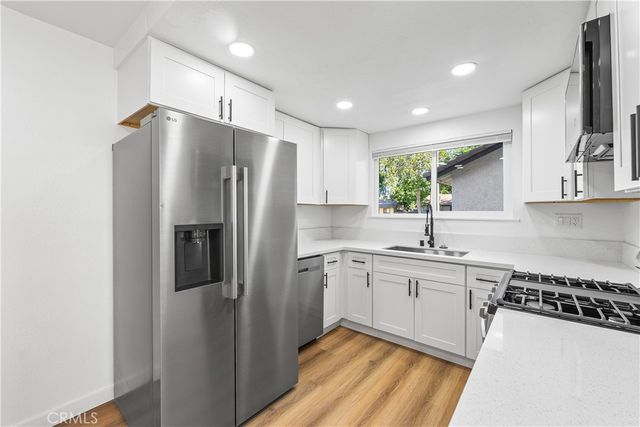 2117 W Avenue K15, Lancaster, CA 93536