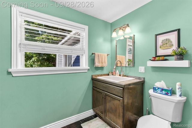 360 Shirley Boulevard, Imlay City, MI 48444