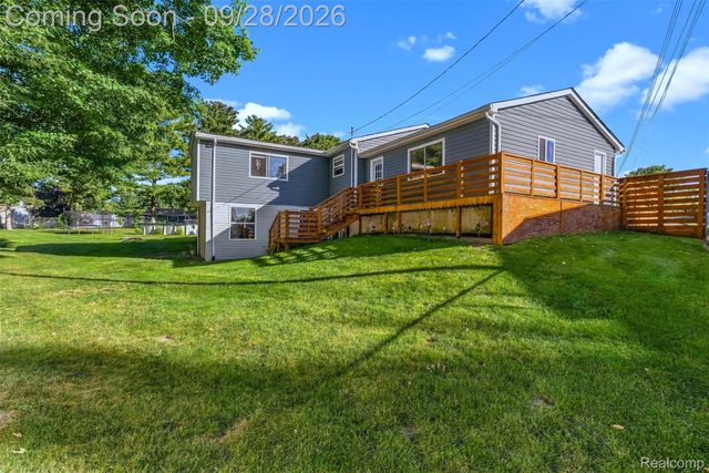 360 Shirley Boulevard, Imlay City, MI 48444
