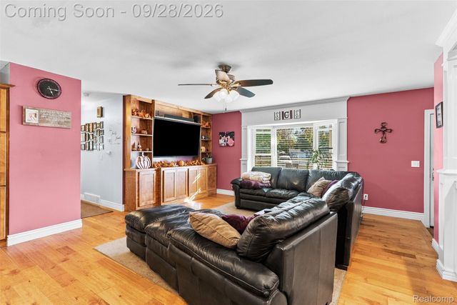 360 Shirley Boulevard, Imlay City, MI 48444