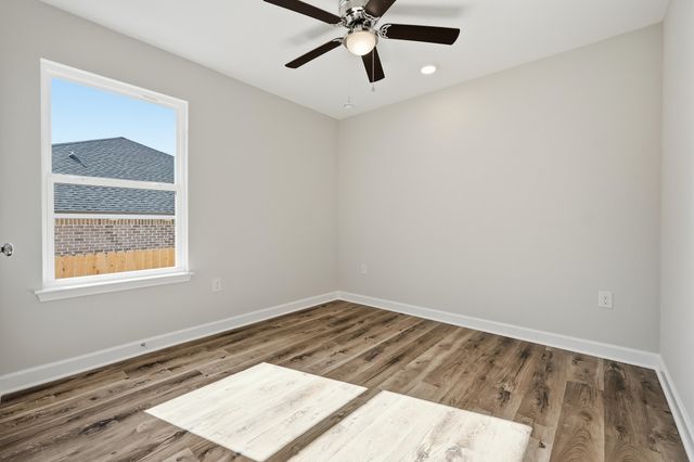 1576 Texas Parkway, Crestview, FL 32536