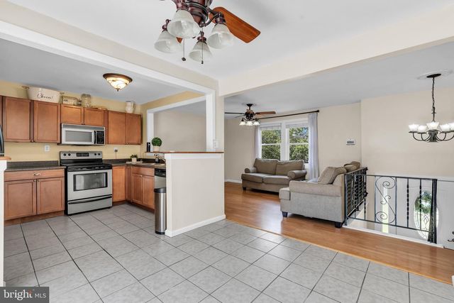 319 SEMINOLE TRL, Browns Mills, NJ 08015