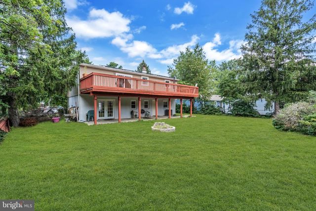 319 SEMINOLE TRL, Browns Mills, NJ 08015