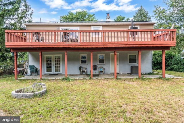 319 SEMINOLE TRL, Browns Mills, NJ 08015