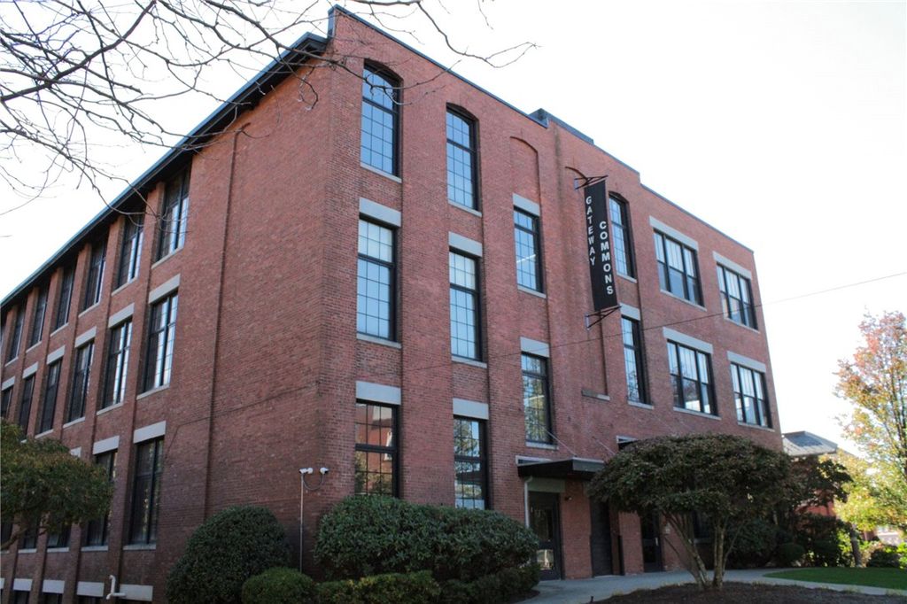 685 Social Street 211, Woonsocket, RI 02895