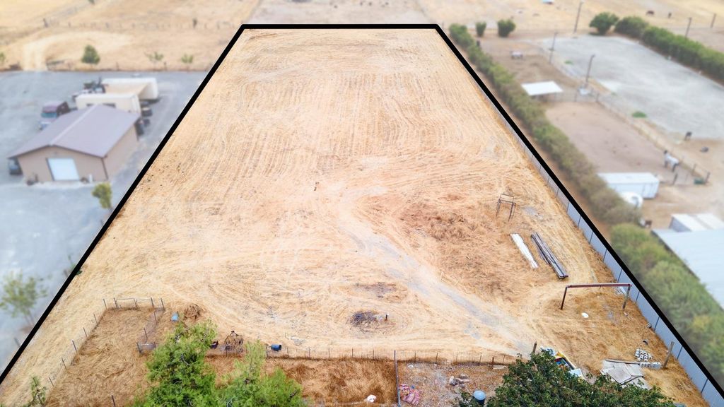 Image 36 of property listing at 12783 Road 34 1/2, Madera, CA 93636