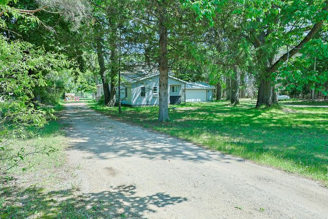 6854 E Garfield Road, Hesperia, MI 49421