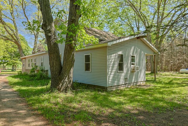 6854 E Garfield Road, Hesperia, MI 49421