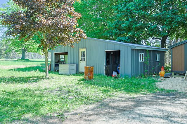 6854 E Garfield Road, Hesperia, MI 49421