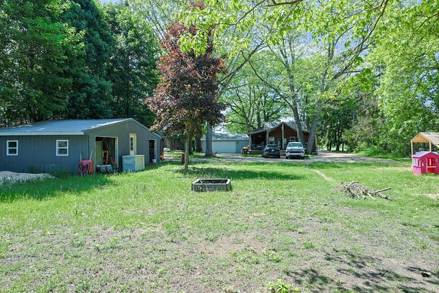 6854 E Garfield Road, Hesperia, MI 49421