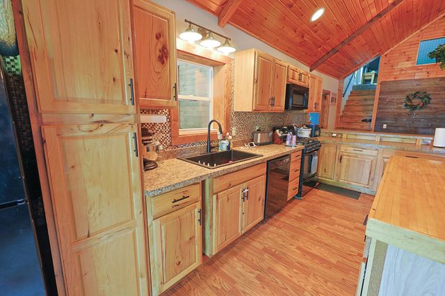 6854 E Garfield Road, Hesperia, MI 49421