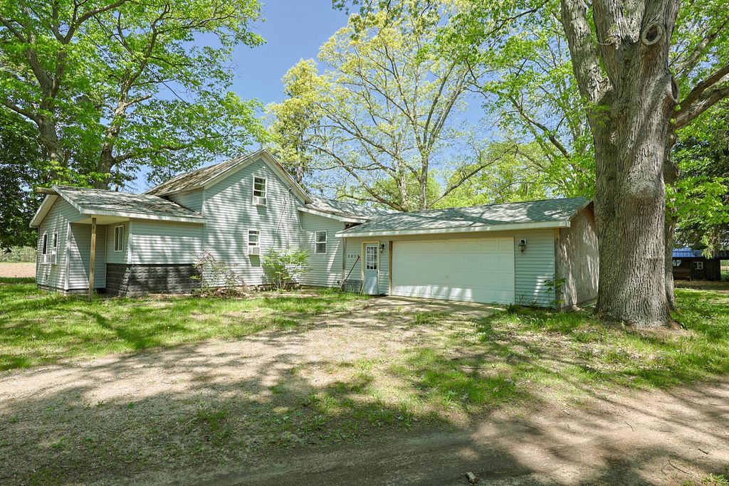6854 E Garfield Road, Hesperia, MI 49421