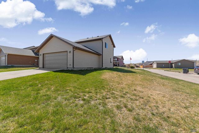 1260 FAIRBANKS DR, Box Elder, SD 57719