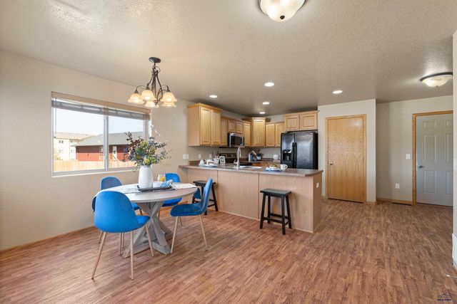 1260 FAIRBANKS DR, Box Elder, SD 57719