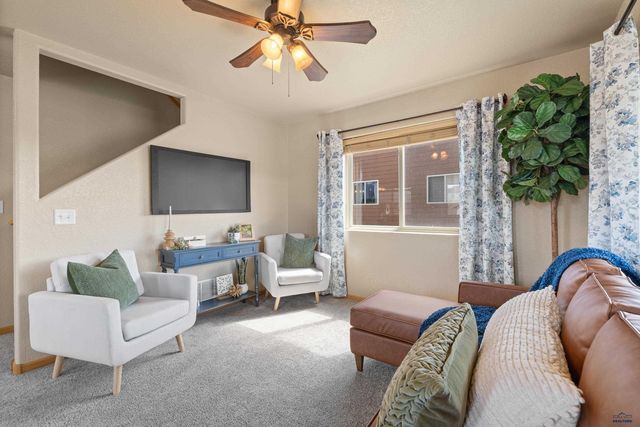 1260 FAIRBANKS DR, Box Elder, SD 57719