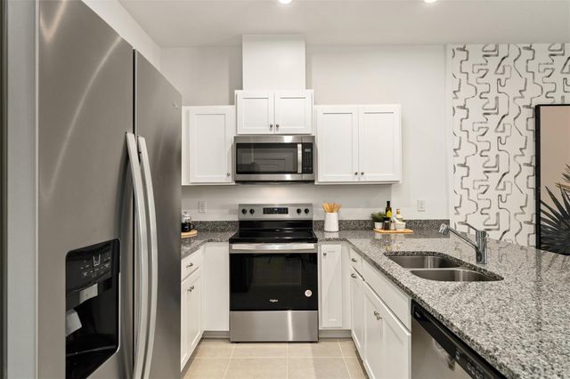 149 RAINWOOD STREET, Groveland, FL 34736