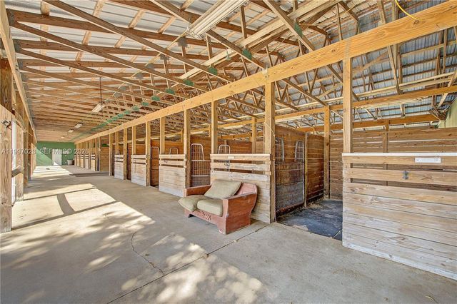 30003 SW Martin Hwy, Okeechobee, FL 34974