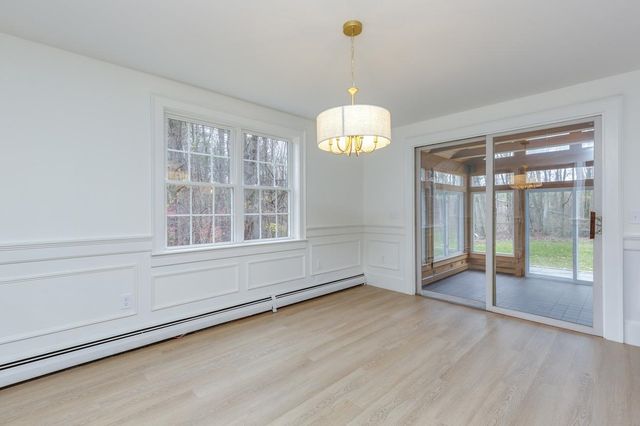 216 Hackett Hill Road, Hooksett, NH 03106