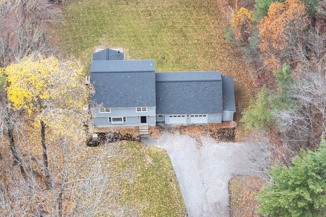 216 Hackett Hill Road, Hooksett, NH 03106
