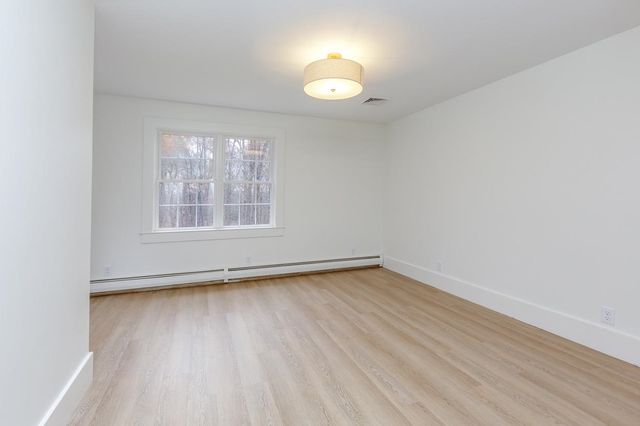 216 Hackett Hill Road, Hooksett, NH 03106