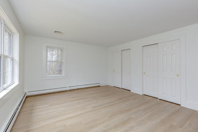 216 Hackett Hill Road, Hooksett, NH 03106