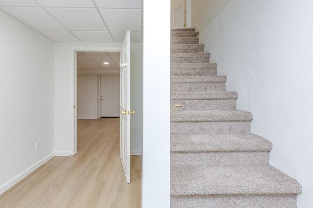 216 Hackett Hill Road, Hooksett, NH 03106