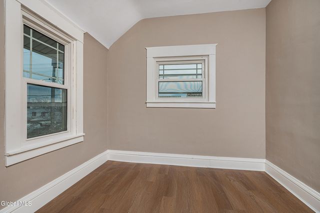 9 Lawn Avenue, Albany, NY 12204