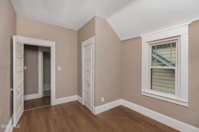 9 Lawn Avenue, Albany, NY 12204