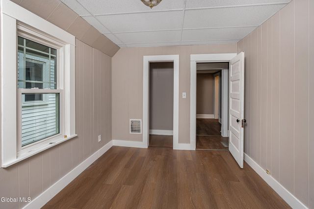 9 Lawn Avenue, Albany, NY 12204