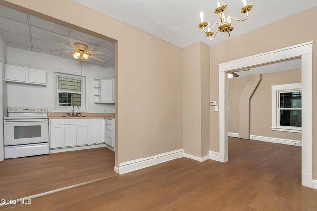 9 Lawn Avenue, Albany, NY 12204