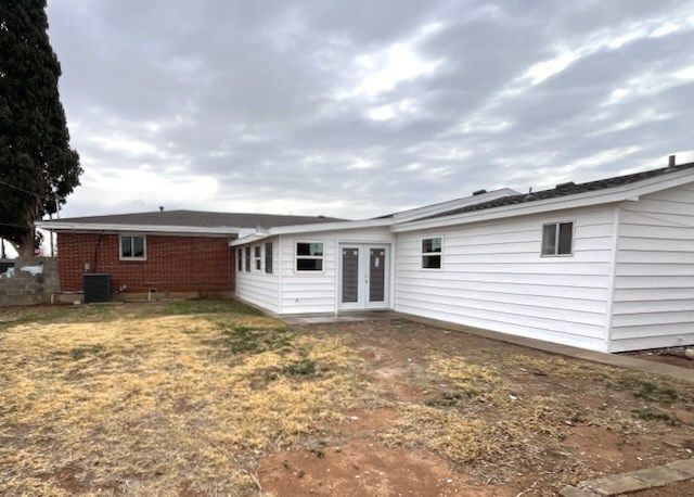 4200 Harlowe Dr, Midland, TX 79703