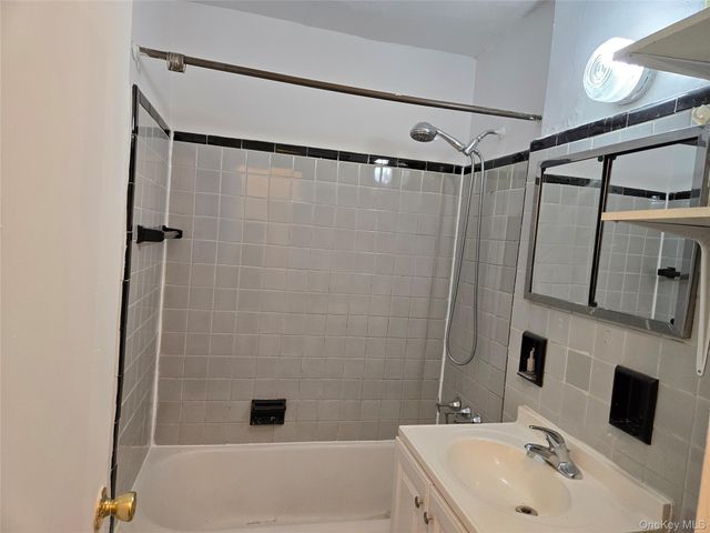 140-65 Beech Avenue 6J, Flushing, NY 11355
