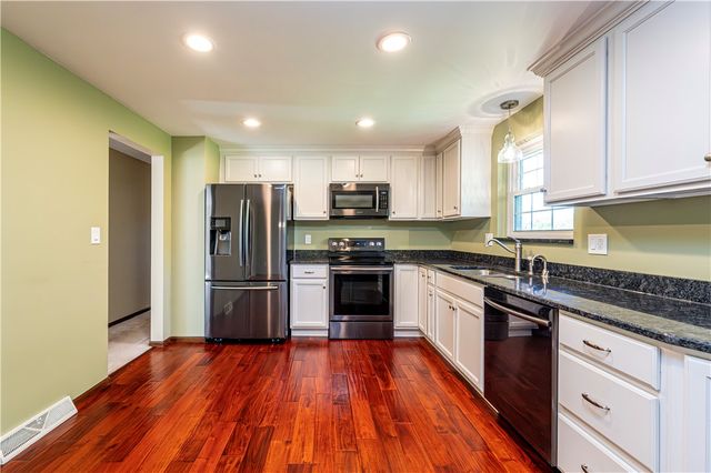 3427 HILLS CHURCH RD, Murrysville, PA 15632