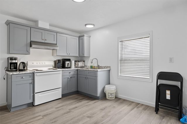 4606 Mallard Street, Hitchcock, TX 77563