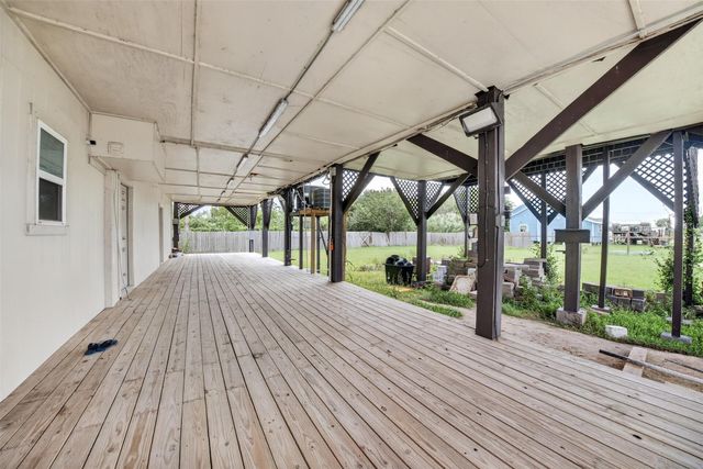 4606 Mallard Street, Hitchcock, TX 77563