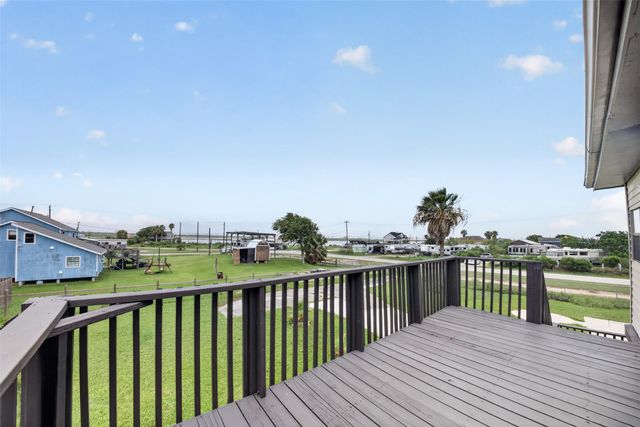 4606 Mallard Street, Hitchcock, TX 77563