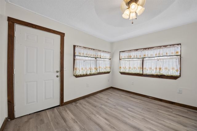 4606 Mallard Street, Hitchcock, TX 77563