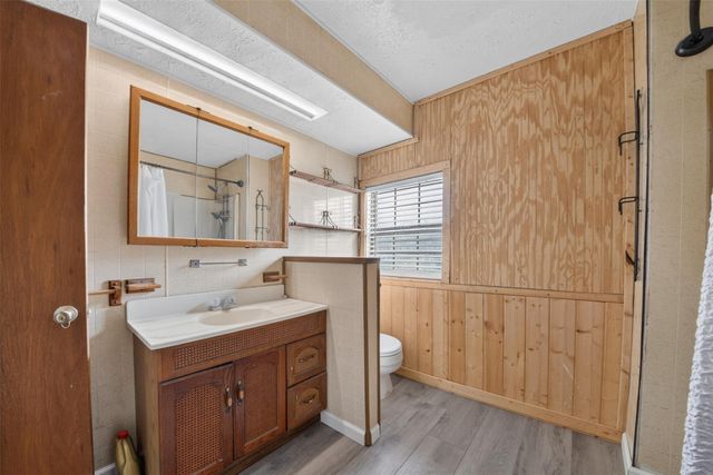 4606 Mallard Street, Hitchcock, TX 77563