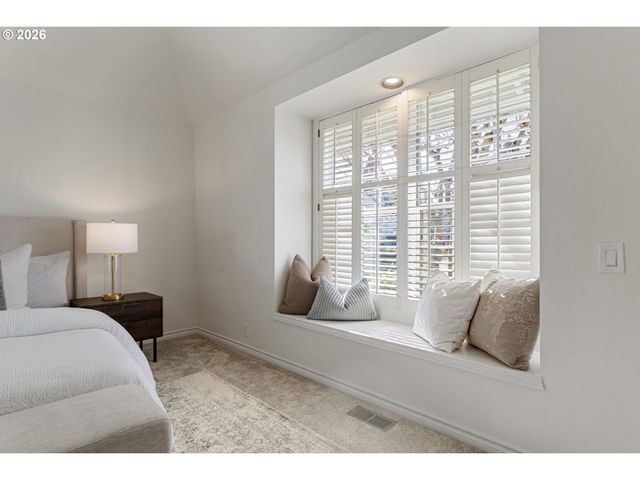 31530 Sw VILLAGE GREEN Ct, Wilsonville, OR 97070