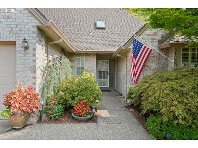 31530 Sw VILLAGE GREEN Ct, Wilsonville, OR 97070